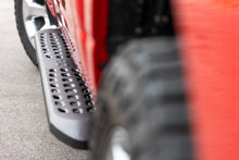 Load image into Gallery viewer, RPT2 Running Boards Crew Cab Black Ram 1500 2WD/4WD (2009-2018 &amp; Classic) Rough Country