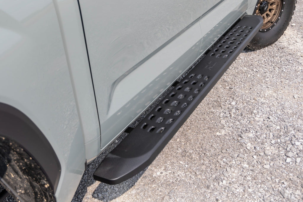 RPT2 Running Board Crew Cab Black Toyota Tundra 2WD/4WD (2022-2026) Rough Country