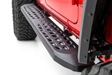 Load image into Gallery viewer, RPT2 Running Board Jeep Gladiator JT 4WD (2020-2025) Rough Country