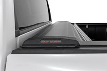 Cargar imagen en el visor de la galería, Retractable Bed Cover 5 Foot 7 Inch Bed Toyota Tundra (2022-2023) Rough Country
