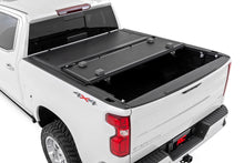 Load image into Gallery viewer, Hard Low Profile Bed Cover 5 Foot 9 Inch Bed Rail Caps Silverado/Sierra 1500/2500HD/3500HD (14-19 &amp; Classic) Rough Country