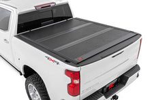 Load image into Gallery viewer, Hard Low Profile Bed Cover 6 Foot 7 Inch Bed Rail Cap Silverado/Sierra 1500/2500HD/3500HD (14-19 &amp; Classic) Rough Country