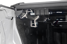 Load image into Gallery viewer, Hard Low Profile Bed Cover 6 Foot 7 Inch Bed Rail Cap Silverado/Sierra 1500/2500HD/3500HD (14-19 &amp; Classic) Rough Country
