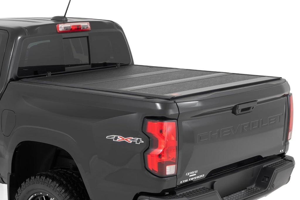 Hard Low Profile Bed Cover 5 Foot Bed Chevy/GMC Canyon/Colorado (15-26) Rough Country