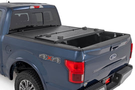 Hard Low Profile Bed Cover 5 Foot 7 Inch Bed Ford F-150 (15-20)/Raptor (17-20) Rough Country