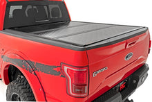 Cargar imagen en el visor de la galería, Tacoma Low Profile Hard Tri-Fold Tonneau Cover 05-15 Tacoma 5 Foot Bed Rough Country