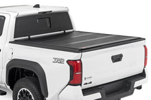 Load image into Gallery viewer, Hard Low Profile Bed Cover 5 Foot Bed Toyota Tacoma 2WD/4WD (2024-2026) Rough Country