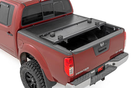 Hard Low Profile Bed Cover 5 Foot Bed Cargo Mgmt Nissan Frontier (05-21) Rough Country