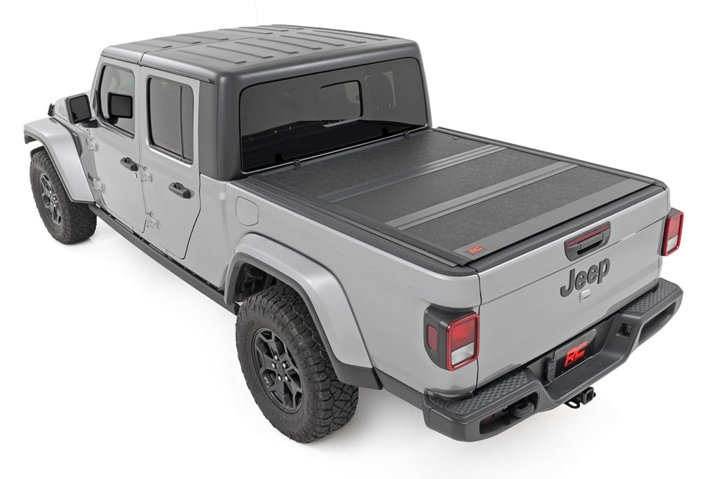 Hard Low Profile Bed Cover 5 Foot Bed Jeep Gladiator JT 4WD (2020-2025) Rough Country