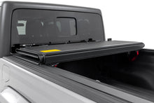 Load image into Gallery viewer, Hard Low Profile Bed Cover 5 Foot Bed Jeep Gladiator JT 4WD (2020-2025) Rough Country