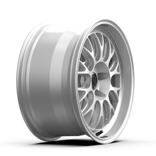 Cargar imagen en el visor de la galería, fifteen52 Holeshot RSR 18x9.5 5x120 22mm ET 72.56mm Center Bore Radiant Silver