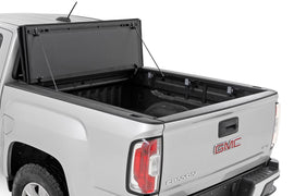 Hard Tri-Fold Flip Up Bed Cover 5 Foot Bed Chevy/GMC Canyon/Colorado (15-26) Rough Country