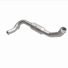Cargar imagen en el visor de la galería, Magnaflow 05-06 Lincoln Navigator 5.4L Direct Fit Catalytic Converter - Passenger Side
