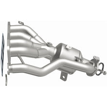 Cargar imagen en el visor de la galería, Magnaflow 18-19 Toyota Camry 2.5L Direct-Fit Catalytic Converter