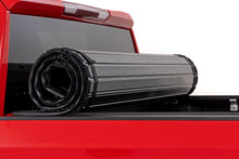 Cargar imagen en el visor de la galería, Hard Roll Up Bed Cover 5 Foot 10 Inch Bed Chevy/GMC Sierra 1500 (19-26)/Silverado 1500 (19-26) Rough Country