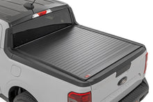 Cargar imagen en el visor de la galería, Hard Roll Up Bed Cover 4 Foot 6 Inch Bed Ford Maverick 2WD/4WD (2022-2026) Rough Country