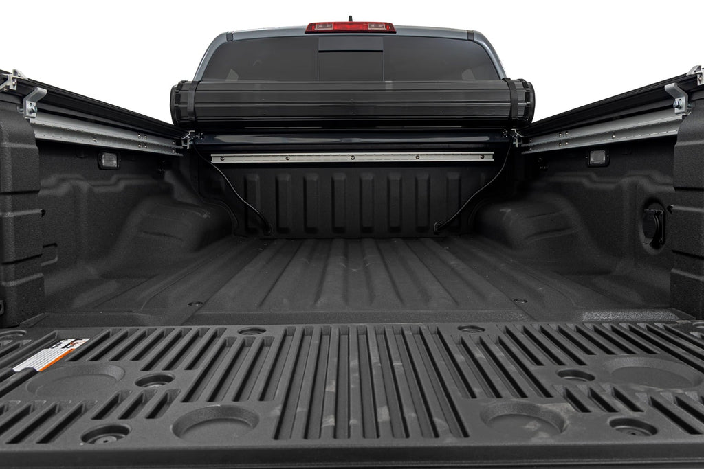 Hard Roll Up Bed Cover 5 Foot Bed Nissan Frontier 2WD/4WD (2022-2026) Rough Country