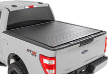 Cargar imagen en el visor de la galería, Hard Roll Up Bed Cover 5 Foot 7 Inch Bed Ford F-150 (15-26)/F-150 Lightning (22-26) Rough Country