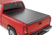 Cargar imagen en el visor de la galería, Hard Roll Up Bed Cover 6 Foot 7 Inch Bed Silverado/Sierra 1500 (00-06 &amp; Classic) Rough Country