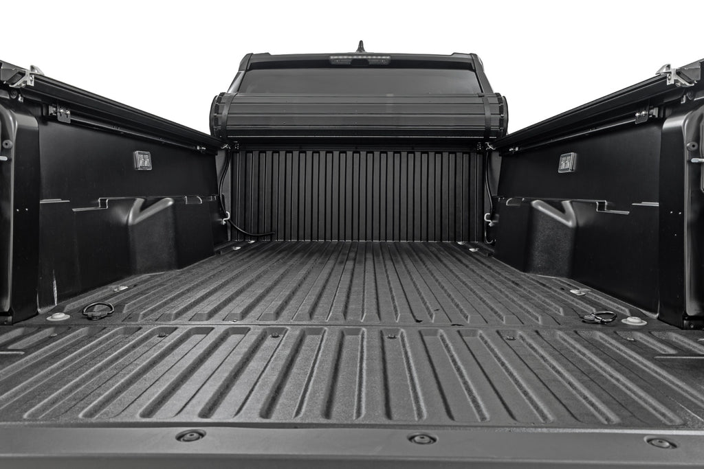 Hard Roll Up Bed Cover 6 Foot Bed Toyota Tacoma 2WD/4WD (2024-2026) Rough Country