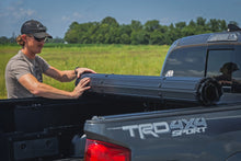 Load image into Gallery viewer, Hard Roll Up Bed Cover 5 Foot Bed Toyota Tacoma 2WD/4WD (2016-2023) Rough Country