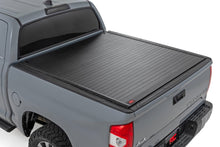 Cargar imagen en el visor de la galería, Hard Roll Up Bed Cover 5 Foot 7 Inch Bed Toyota Tundra 2WD/4WD (2007-2021) Rough Country