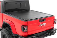Load image into Gallery viewer, Hard Roll Up Bed Cover 5 Foot Bed Jeep Gladiator JT 4WD (2020-2025) Rough Country