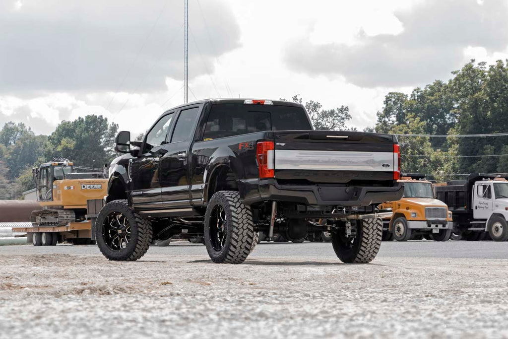 6 Inch Lift Kit R/A OVLDS M1 Ford F-250/F-350 Super Duty 4WD (17-22) Rough Country