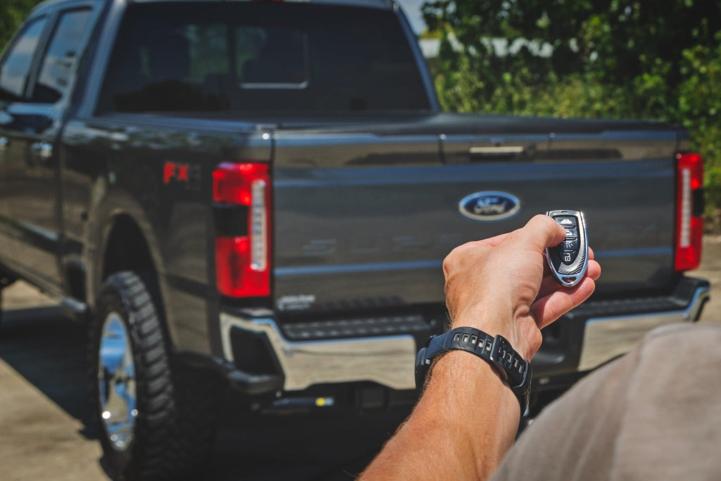 Powered Retractable Bed Cover 6 Foot 10 Inch Bed Ford F-250/F-350 Super Duty (17-26) Rough Country