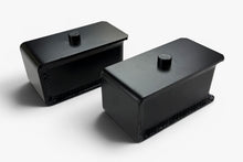 Load image into Gallery viewer, McGaughys 2.8 Inch Rear Lift Blocks 2020-2026 Silverado/Sierra 2500/3500
