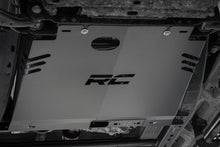 Cargar imagen en el visor de la galería, Catalytic Converter Shield Ford F-150 2WD/4WD (2015-2026) Rough Country