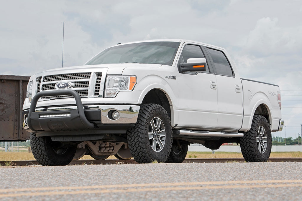 3 Inch Lift Kit M1 Struts Ford F-150 4WD (2009-2013) Rough Country