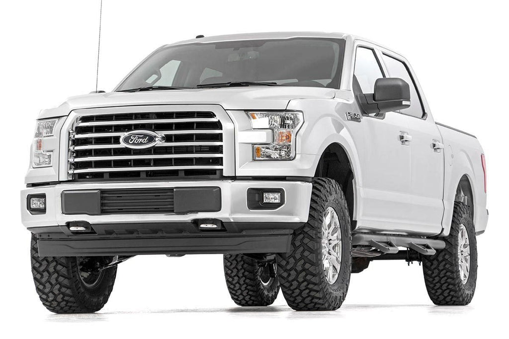 3 Inch Lift Kit M1 Struts Ford F-150 4WD (2014-2020) Rough Country