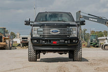 Load image into Gallery viewer, 6 Inch Lift Kit OVLD M1 Shocks Ford F-250/F-350 Super Duty 4WD (17-22) Rough Country