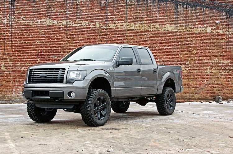 6 Inch Lift Kit M1 Struts/M1 Ford F-150 4WD (2014) Rough Country
