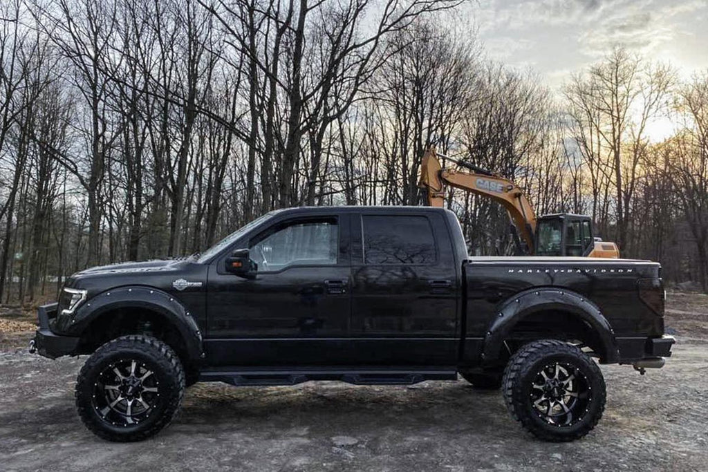 6 Inch Lift Kit M1 Struts/M1 Ford F-150 4WD (2011-2013) Rough Country