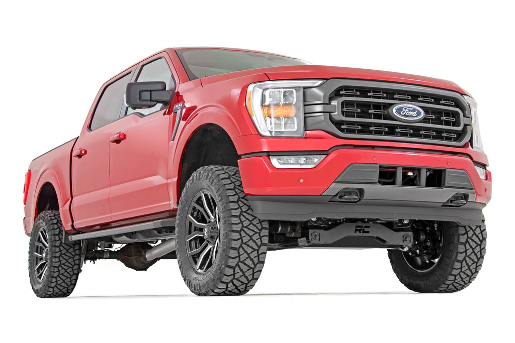 6 Inch Lift Kit N3 Struts/V2 2021 Ford F-150 4WD Rough Country