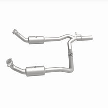 Cargar imagen en el visor de la galería, Magnaflow 09-13 Ford E-350 Super Duty V10 6.8 OEM Underbody Direct Fit Catalytic Converter