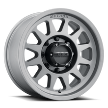 Cargar imagen en el visor de la galería, Method MR704 HD 17x9 18 mm Offset 8x180 130,81 mm CB Rueda de titanio