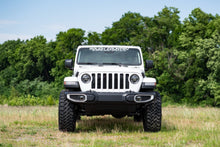 Load image into Gallery viewer, 2.5 Inch Leveling Kit Spacers V2 Jeep Gladiator JT 4WD (2024-2025) Rough Country