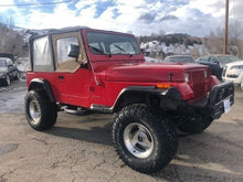 Cargar imagen en el visor de la galería, 2.5 Inch Lift Kit Jeep Wrangler YJ 4WD (1987-1995) Rough Country