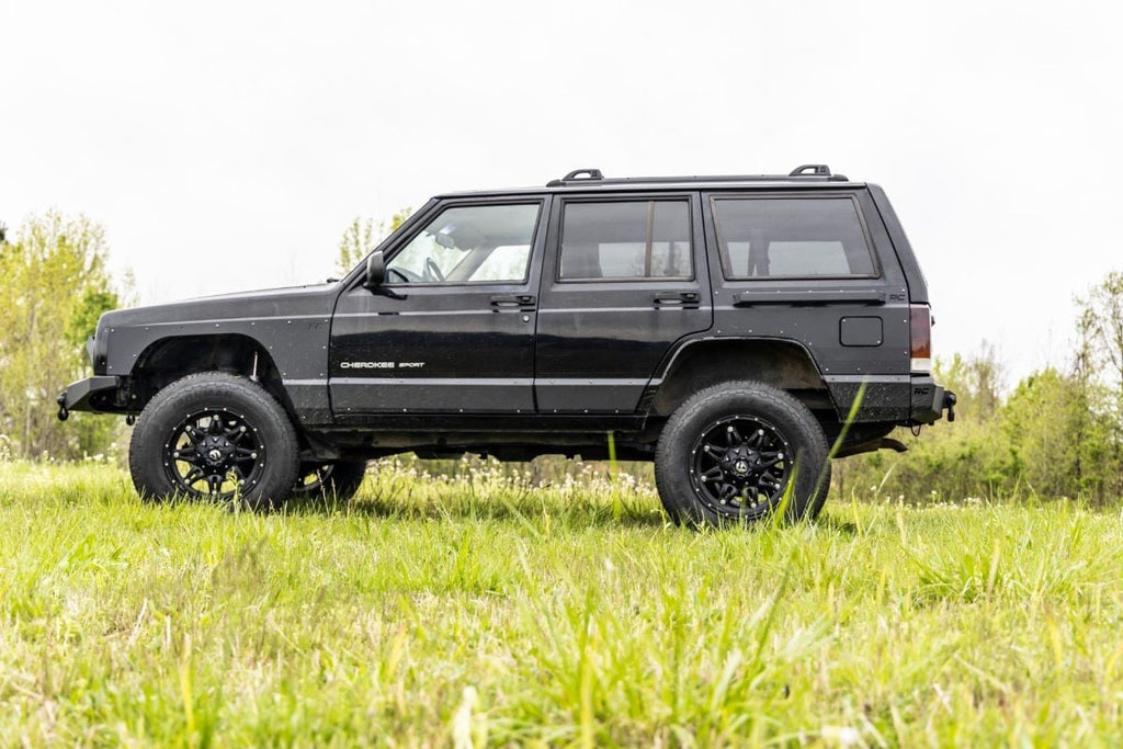 3 Inch Lift Kit RR Springs M1 Jeep Cherokee XJ 2WD/4WD (1984-2001) Rough Country