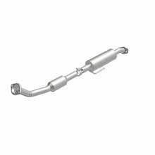 Cargar imagen en el visor de la galería, Magnaflow 2019 Toyota Corolla 2.0L Direct Fit Catalytic Converter