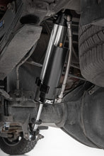 Load image into Gallery viewer, Vertex 2.5 Reservoir Front Shocks 5-8 Inch OEM Mount Silverado/Sierra 2500HD (11-26) Rough Country