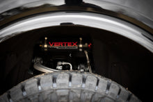 Cargar imagen en el visor de la galería, Vertex 2.5 Adjustable Coilovers Front 7 Inch Ford Bronco 21-Up Rough Country