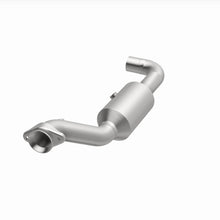 Cargar imagen en el visor de la galería, Magnaflow 18-21 Ford Expedition Left Underbody 3.5L Direct Fit Catalytic Converter
