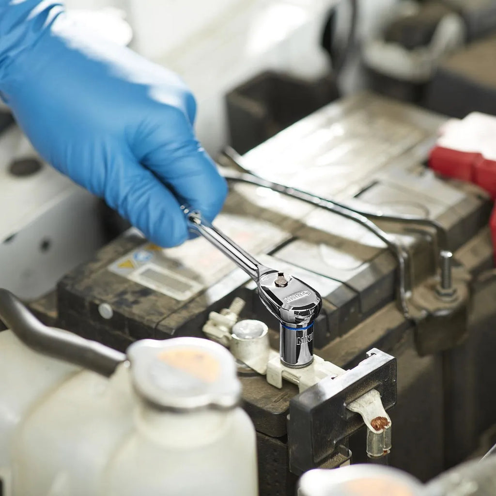 Quinn 72 Piece 3/8" Drive Master Socket / Ratchet Set | 70317 | SAE / Metric)