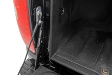 Cargar imagen en el visor de la galería, Tailgate Assist Toyota Tundra 2WD/4WD (2007-2021) Rough Country