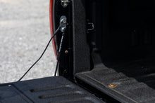 Cargar imagen en el visor de la galería, Tailgate Assist Toyota Tundra 2WD/4WD (2007-2021) Rough Country
