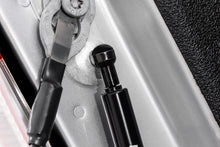 Cargar imagen en el visor de la galería, Tailgate Assist Ford F-150/F-250/F-350 2WD/4WD (2015-2026) Rough Country